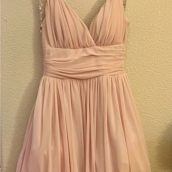 Windsor Dresses & Skirts - Windsor Blush V-Neck Prom Dress